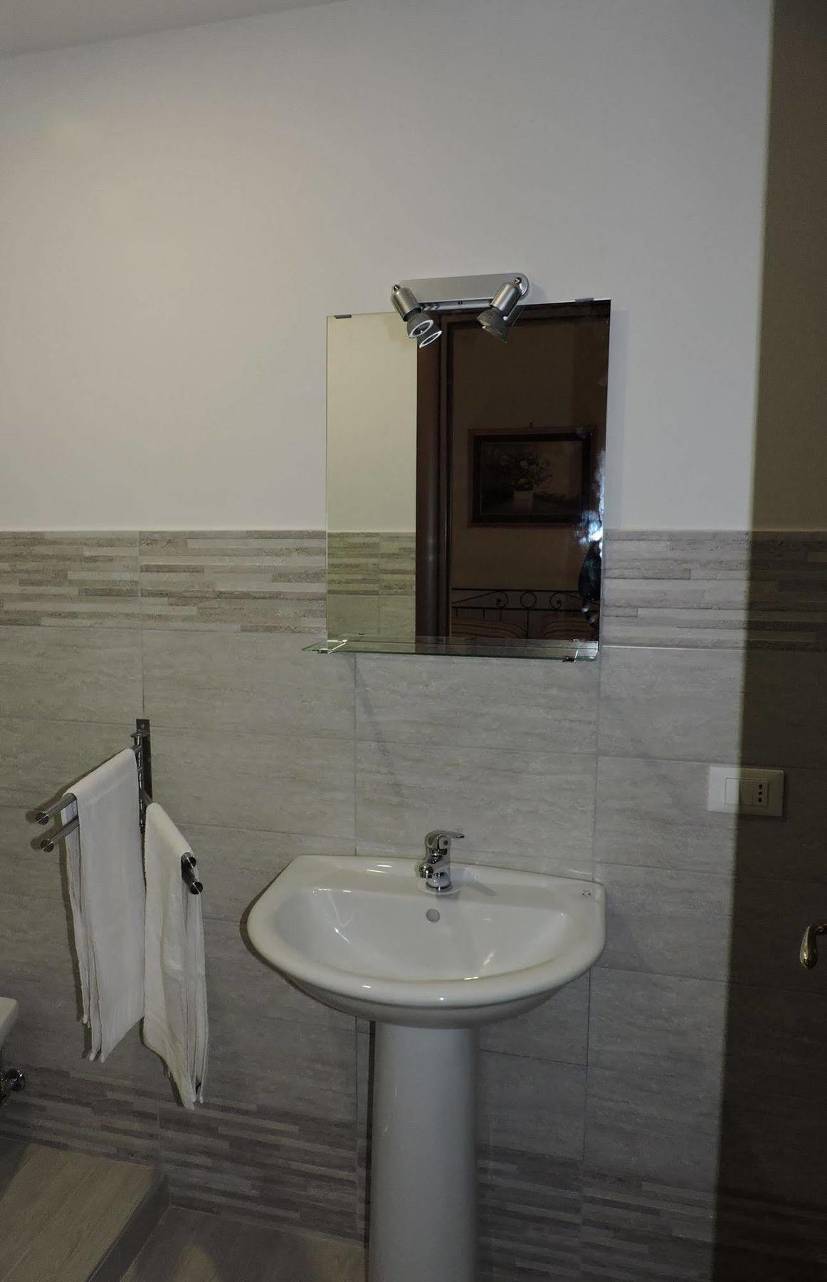 Living Rome Ottaviano B&B Eksteriør billede